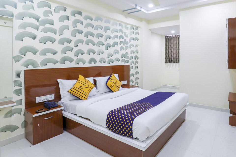 SPOT ON 67890 Rudra, SP Ring Road Nikol-Odhav, Ahmedabad