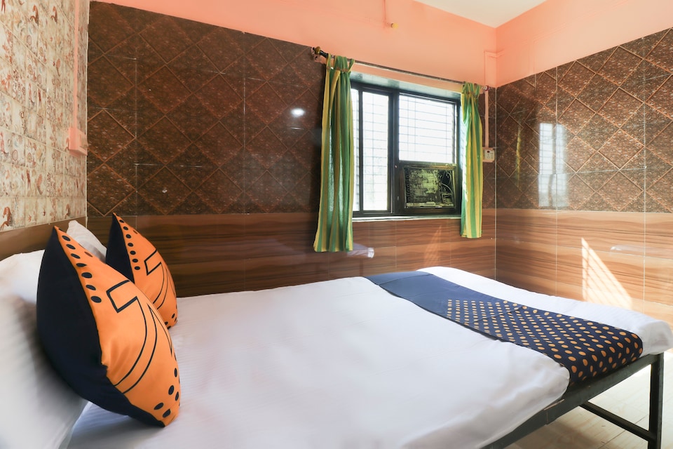 SPOT ON 67899 Sahyadri Lodge, Narayangaon, Pune