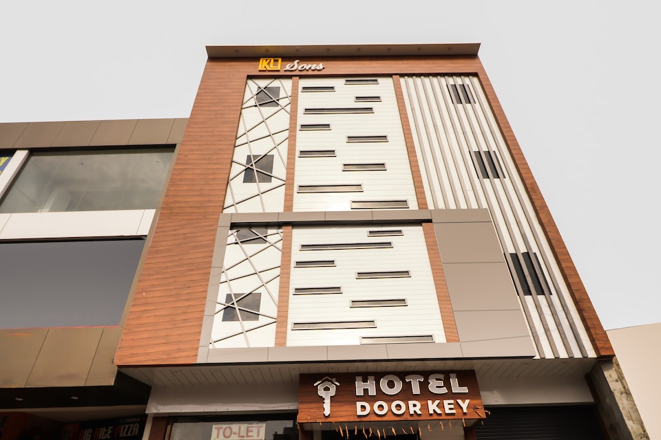 Capital O 67918 Hotel Door Key, Hisar, Hisar