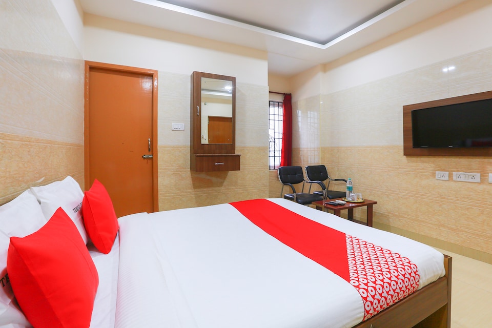 OYO 67922 Temple Tree Gust House, Koyambedu Chennai, Chennai