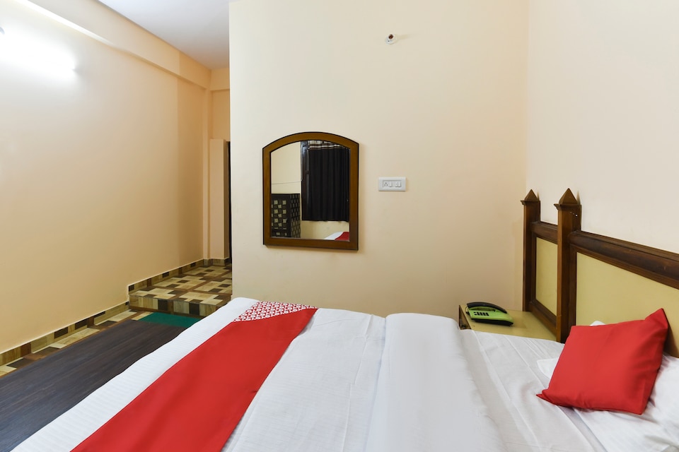 OYO 67932 Hotel Vijay , Mandi, Mandi