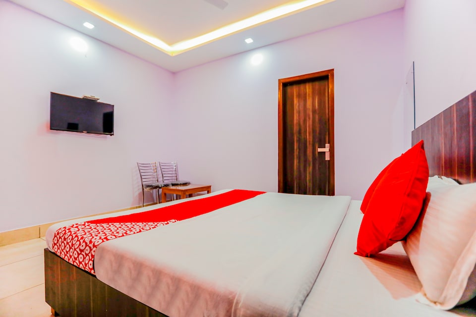 OYO 67933 Hotel Shrinath Bhawan, Sri ganganagar, श्री गंगानगर