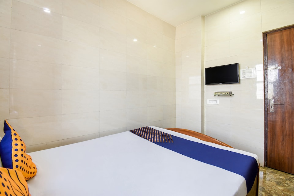 SPOT ON 67941 Hotel Orchid, Koradi, Nagpur