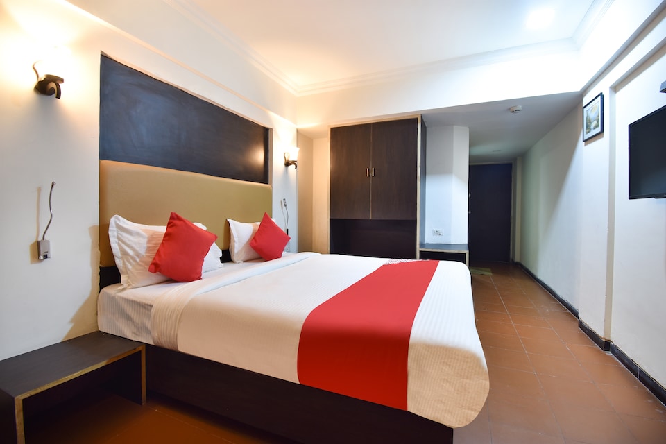 OYO 5581 Hotel Utsav, Nashik Road Nashik, Nashik