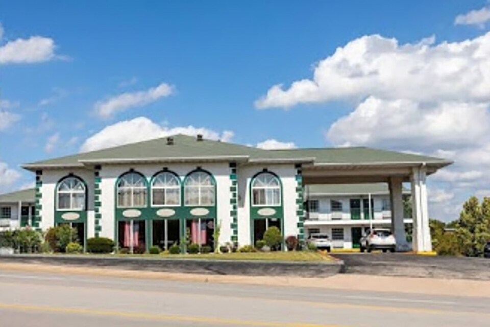 Hotel Branson Classic Motor Inn Oyo Hotels Branson Mo Book