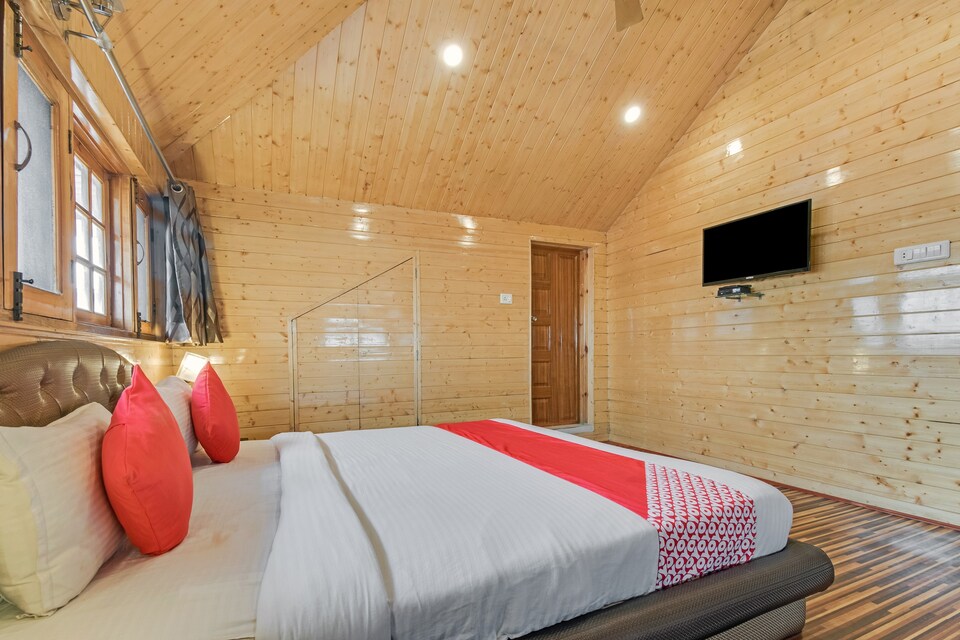 OYO Master Residency, Rajbagh Srinagar, Srinagar