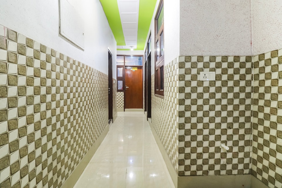 Live on DEL4730   , Anand Vihar Delhi, Delhi