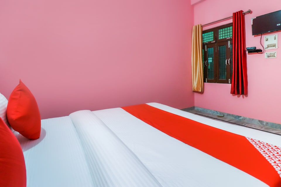 OYO 67983 Hotel Arvi Palace, Lanka, वाराणसी