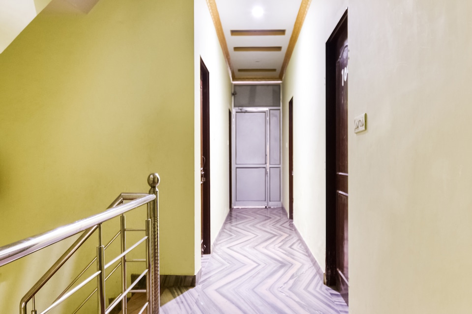 Hotel O Jaya Palace, Jaipur Airport, Jaipur