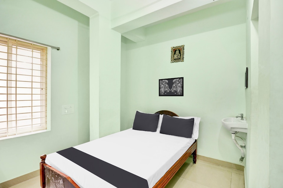 SPOT ON Gopi Complex, Pileru, Tirupati