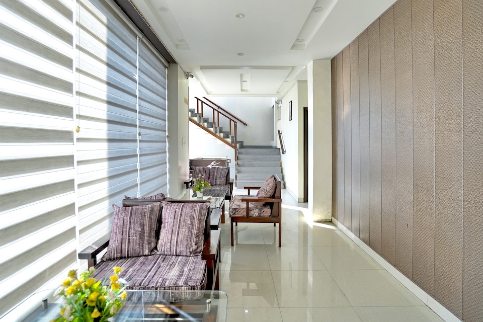 Super Collection O Prem Nagar Dehradun Formerly Hotel Parjaat Residency, Chakrata Road Dehradun, Dehradun