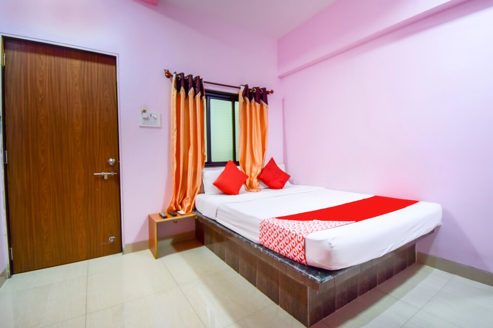 OYO 68042 Jk Paradise, Shirwal, Pune