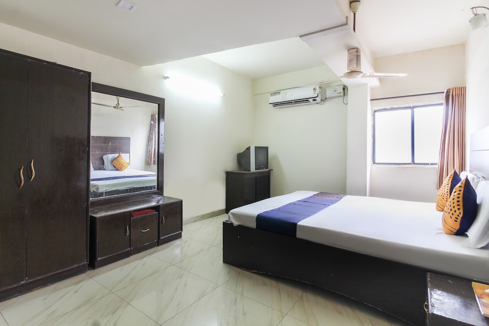 SPOT ON 68046 Rainbow Hotel, Secunderabad, Hyderabad