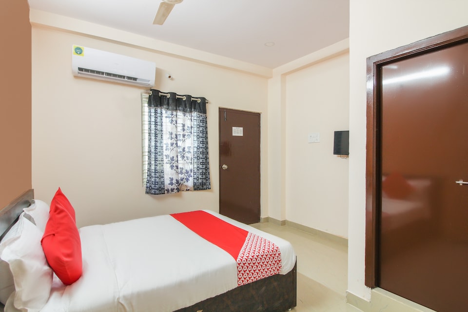 OYO 68066 Kk Residency, Uppal - Ghatkesar, Hyderabad