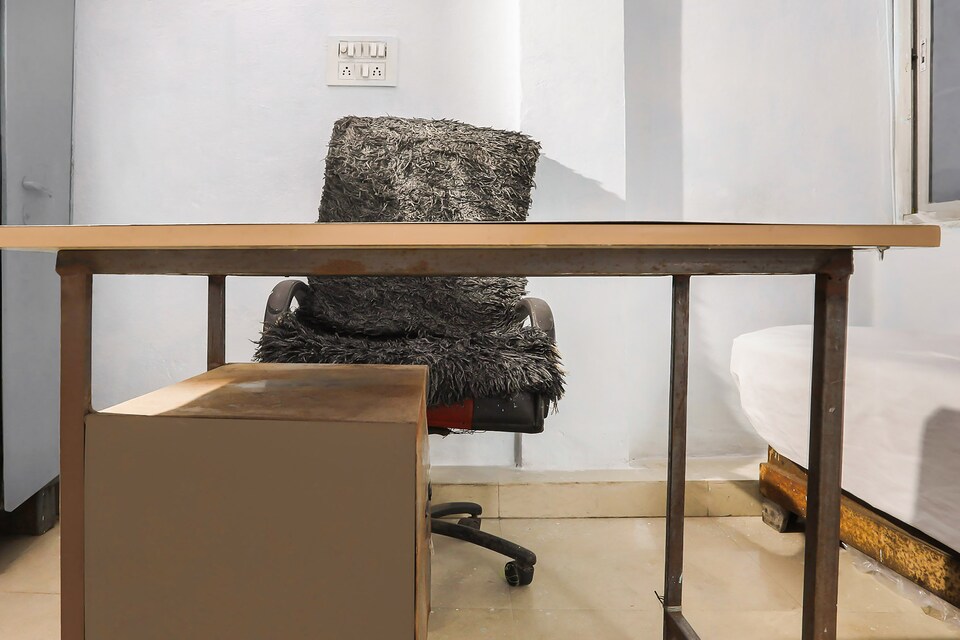 SPOT ON Hotel Deepmala, MG Road Indore, Indore