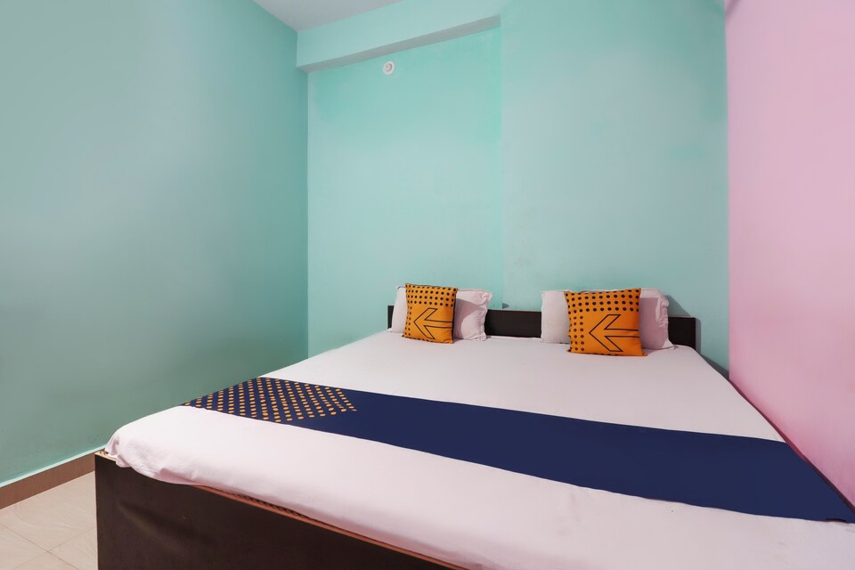 SPOT ON 68098 Hotel , Simdega, Simdega