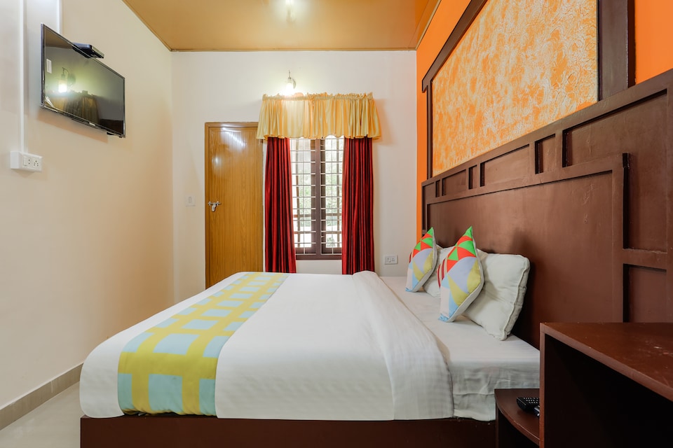 OYO Home 68105 Plum Park, Anachal, Munnar