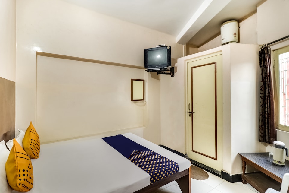 SPOT ON 68123 Prabhu Sundaram Guest House, Assi Ghat Varanasi, Varanasi