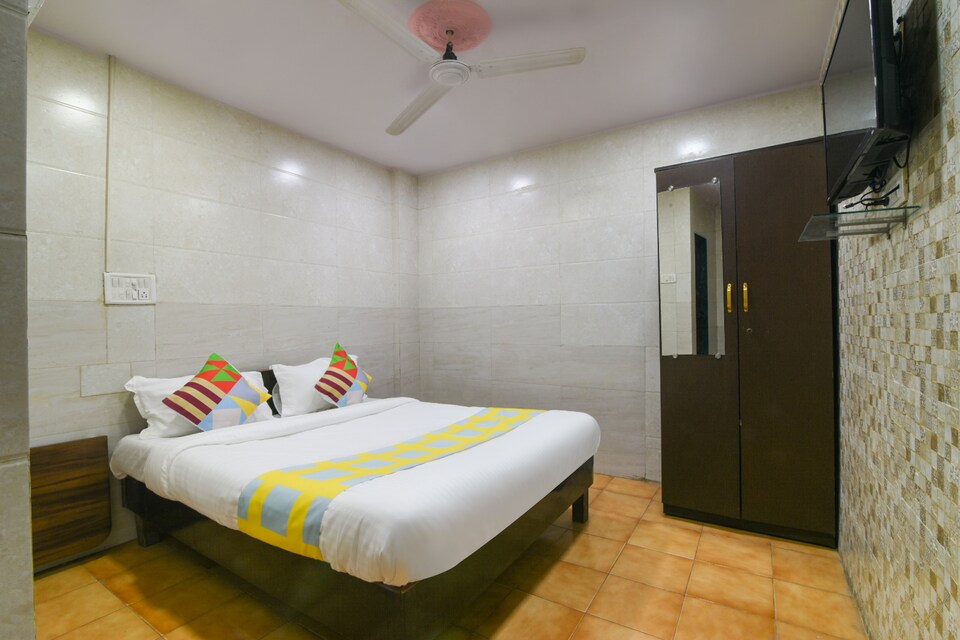 OYO Home 68154 Elegant Stay Andheri, Mumbai International Airport, Mumbai