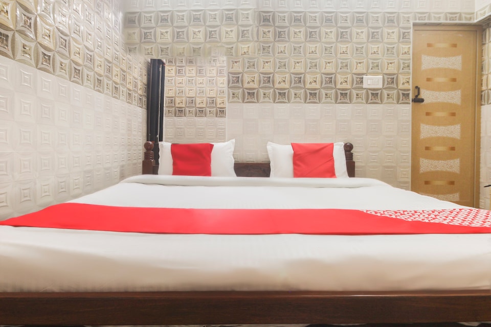 OYO 68165 SK Grand, Kumbakonam, Kumbakonam