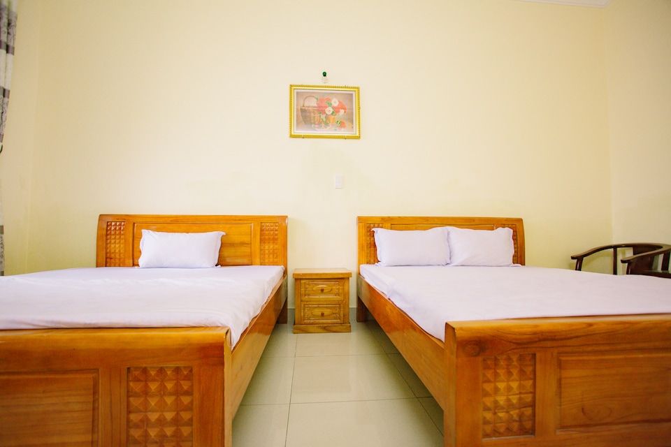 SPOT ON 749 Four Seasons Guest House, Phu Hoi, Hue