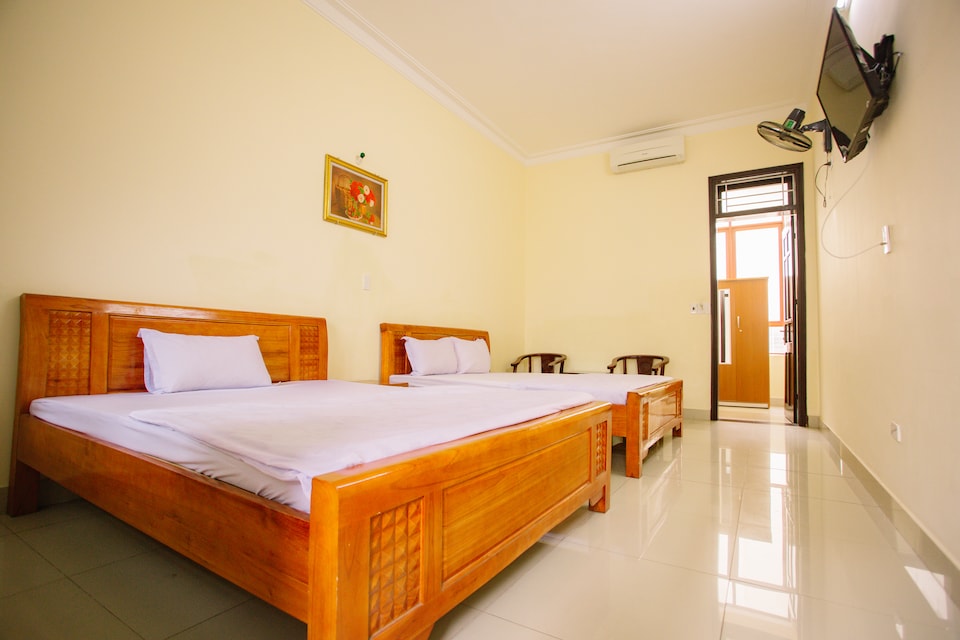 SPOT ON 749 Four Seasons Guest House, Phu Hoi, Hue