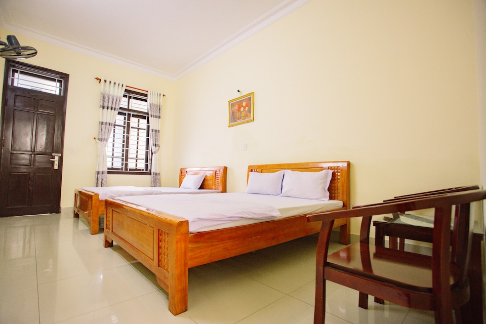 SPOT ON 749 Four Seasons Guest House, Phu Hoi, Hue