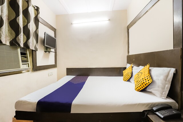 SPOT ON Kaka Guest House Near Jama Masjid