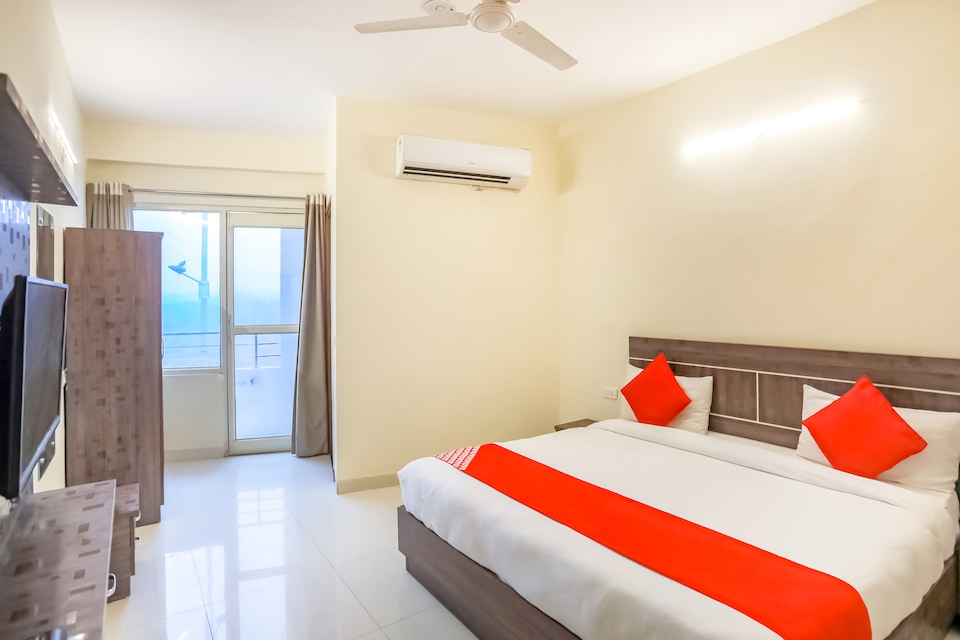 Live on DEL1370, Airport Delhi, Delhi Transit