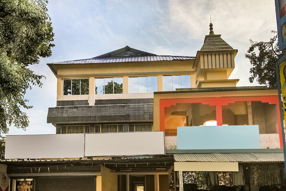 OYO The Pearl Lodge, Malbazar, Latagudi