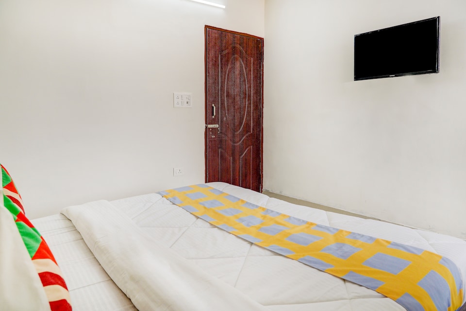 OYO Home 68225 Elite Stay Dehradun, Dehradun ISBT, Dehradun