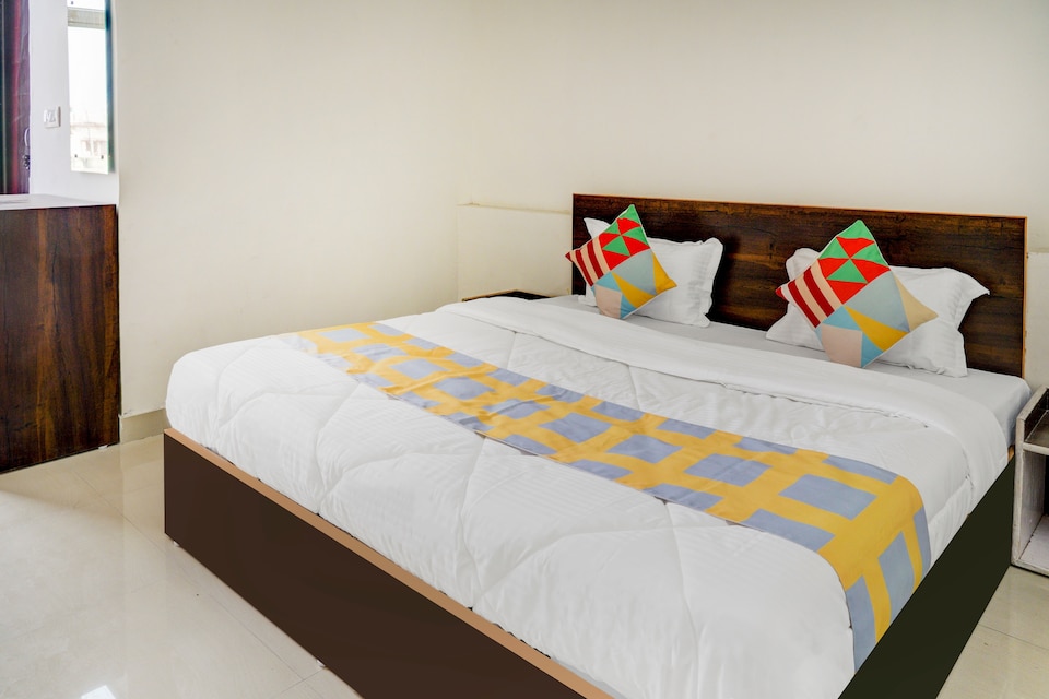 OYO Home 68225 Elite Stay Dehradun, Dehradun ISBT, Dehradun