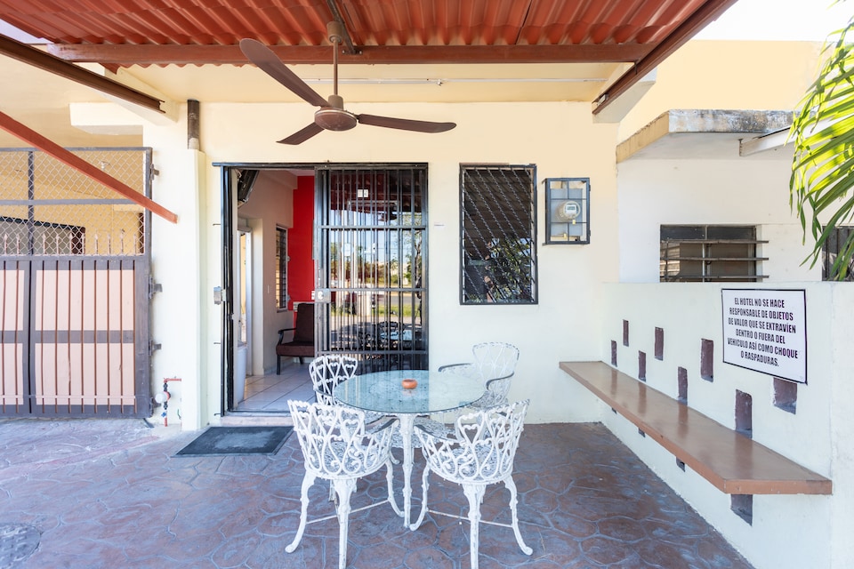 OYO Hotel Costa Azul, Chetumal, QROO, Chetumal	