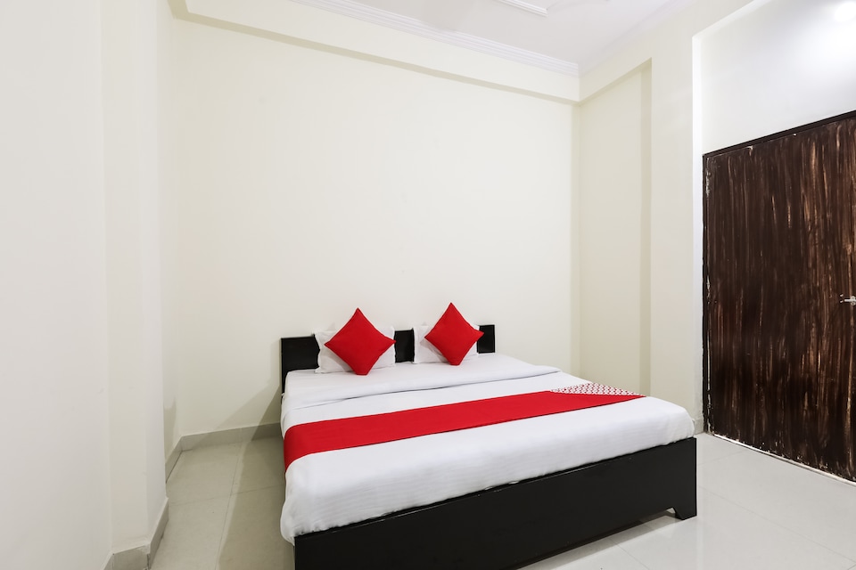 OYO 68227 Hotel Monty Regency, MP Nagar Bhopal, Bhopal