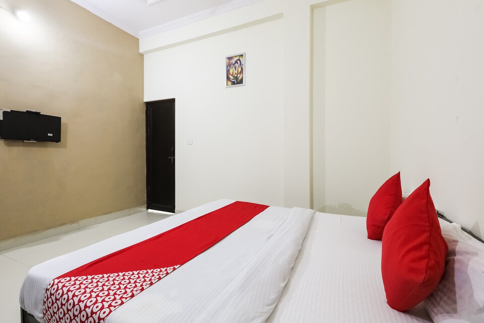 OYO 68227 Hotel Monty Regency, MP Nagar Bhopal, Bhopal