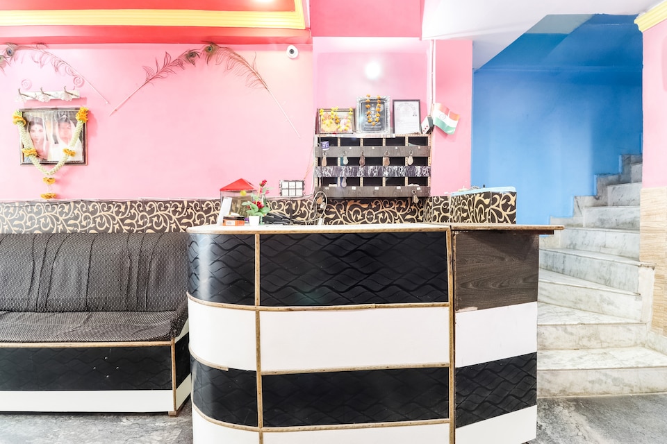 SPOT ON 68238 Asha Palace, Kanpur Railway Station, Kanpur