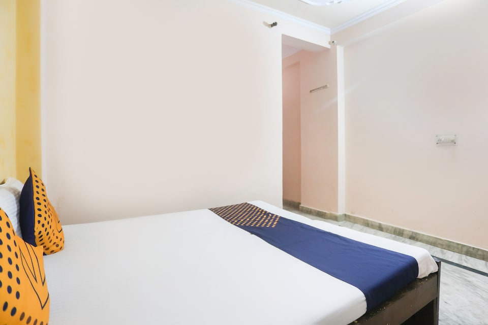 SPOT ON 68254 Hotel Aditya 1, Noida City, Noida