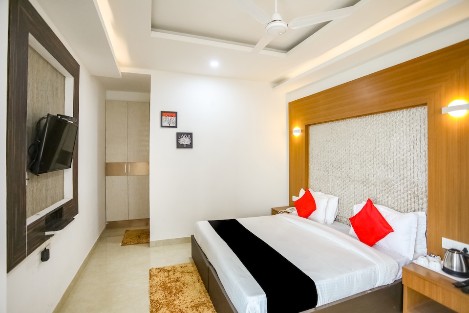 Capital O 68284 Jasola Villa, Okhla Jasola Delhi, Delhi