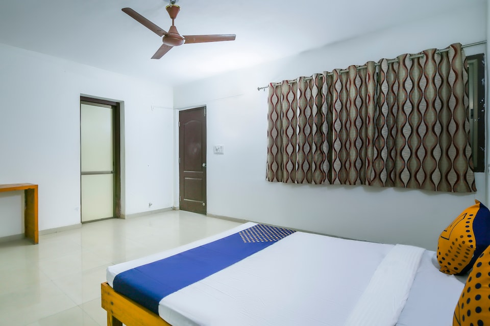 SPOT ON 68289 Hotel Rest And Relax Ambavadi, Ajwa Vadodara, Vadodara