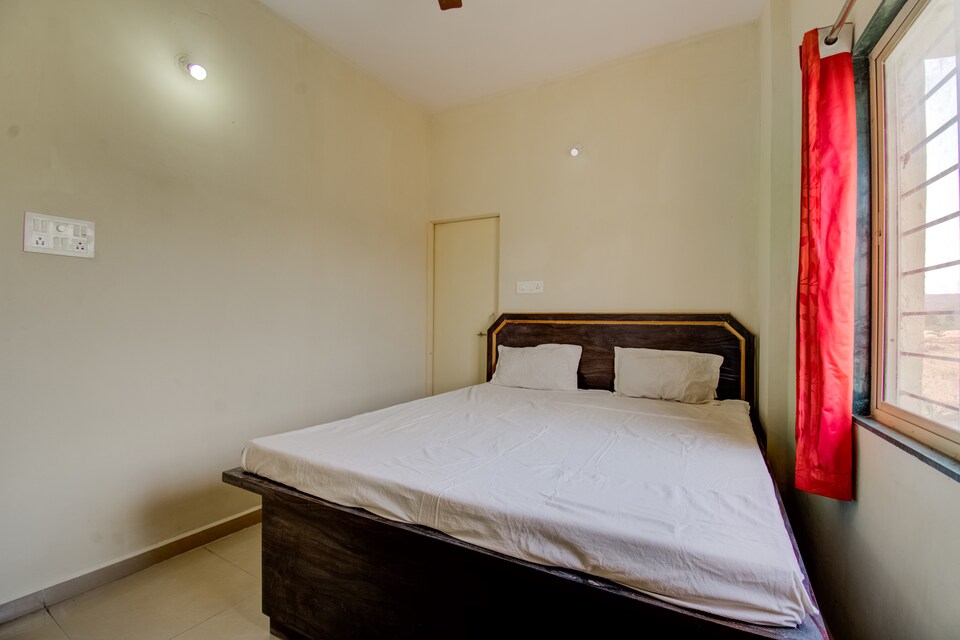 SPOT ON 68306 Aditya Executive Lodge , Mukhed, Nanded