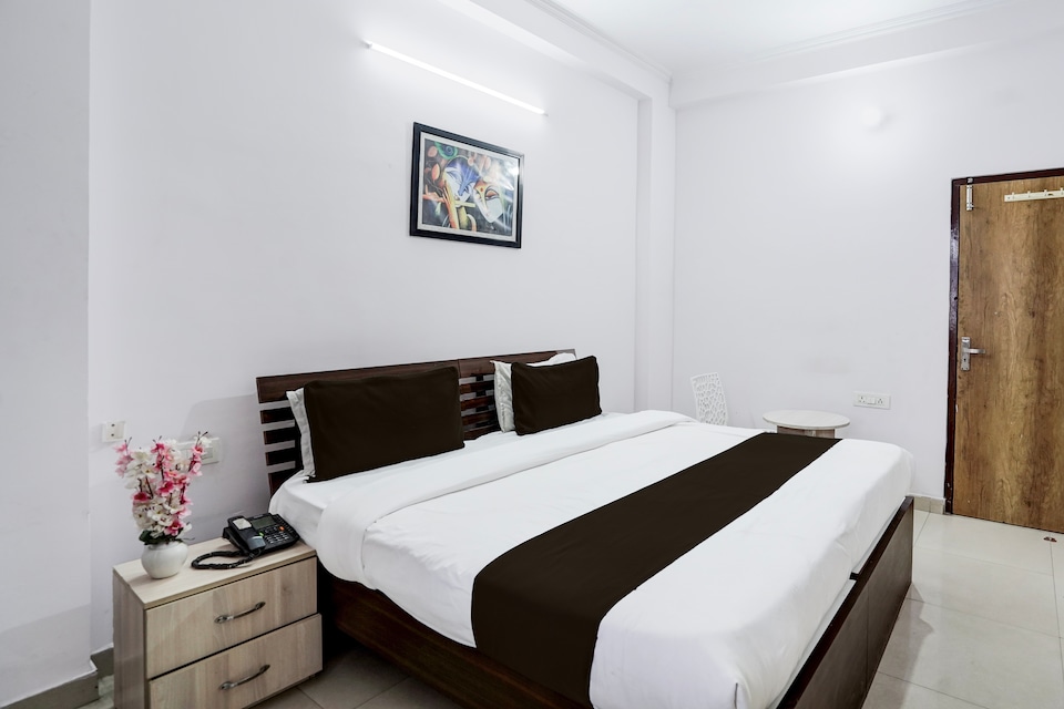 Hotel O Vivek Vihar Metro Station Formerly Ved Villas, Mansarovar, Jaipur