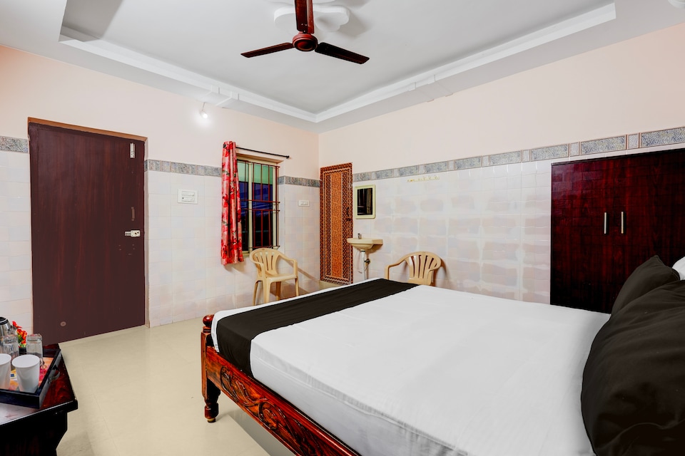 Super Hotel O Srinivasa Mangapuram Temple Formerly BGR Gardens, Chandragiri Fort Tirupati, Tirupati