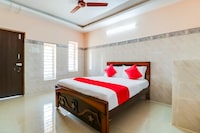 Hotel O Srinivasa Mangapuram Temple Formerly BGR Gardens