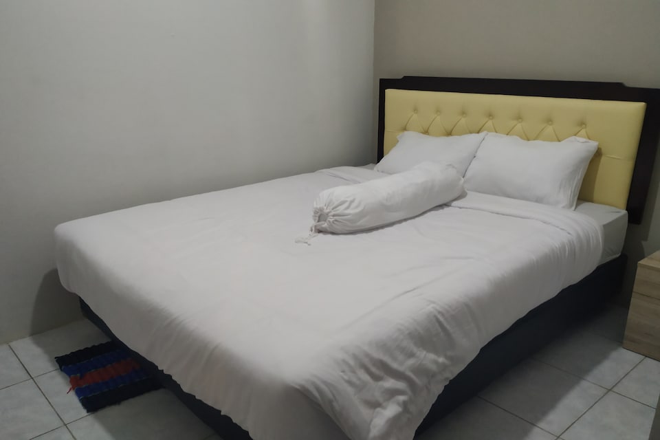 OYO 2620 Omahku Mejoyo, Tenggilis Mejoyo, Surabaya