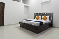 Hotel O  Green Valley