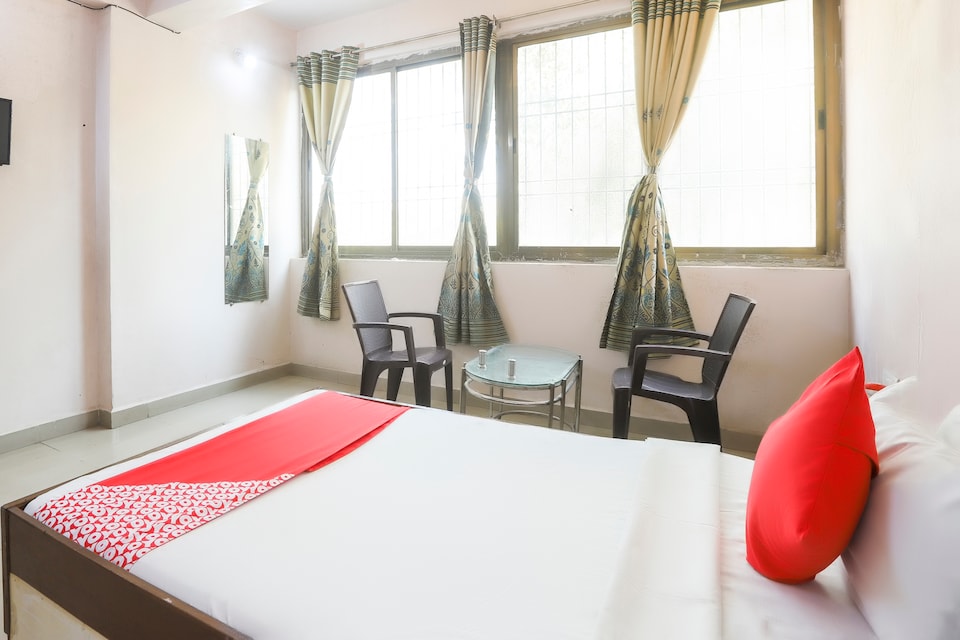 OYO 68338 Bawarchi, Dabhel Daman, Daman