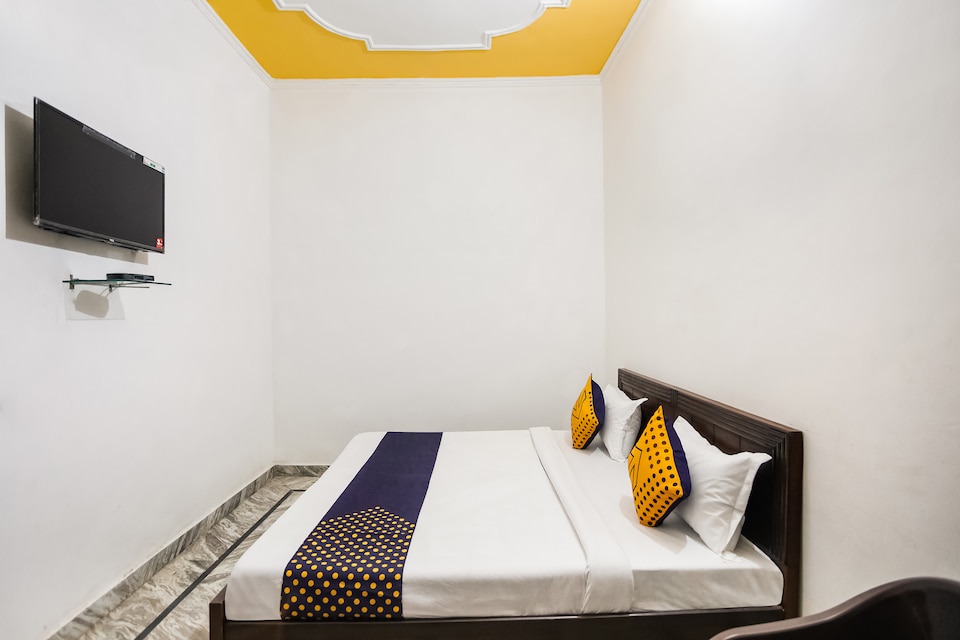 Hotel O Dollar, Faridabad, Faridabad