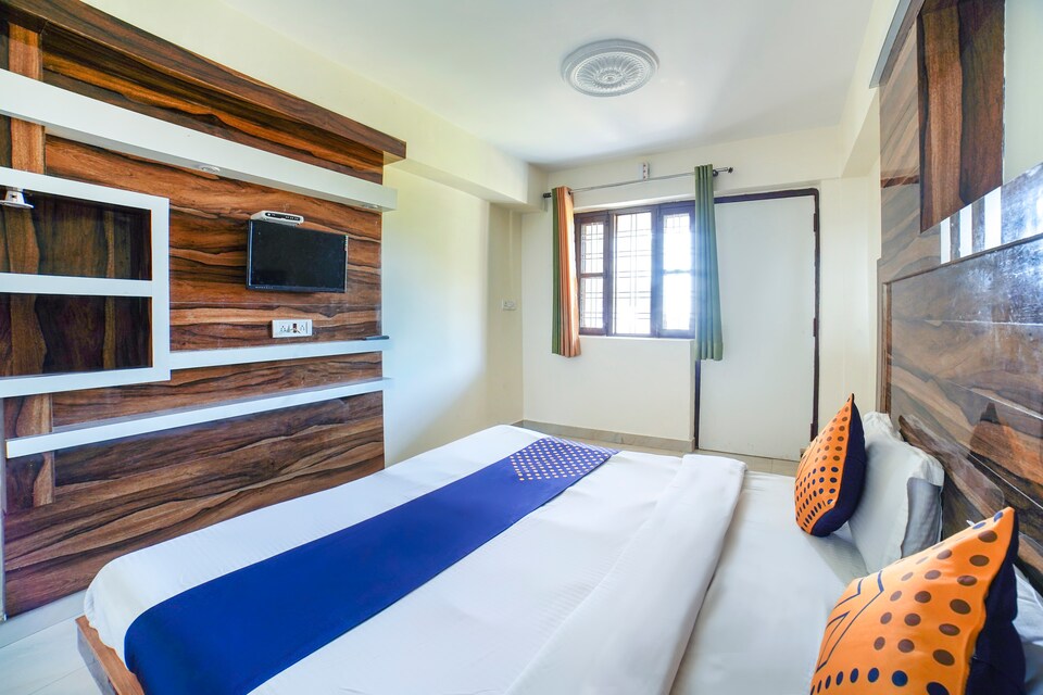 OYO Sunrise Homestay, Mall Road Mussoorie, Mussoorie