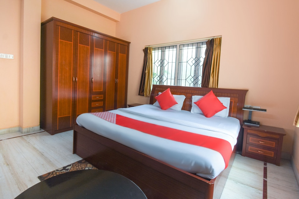 OYO 68406 Heaven Place - New, Salt Lake Kolkata, Kolkata