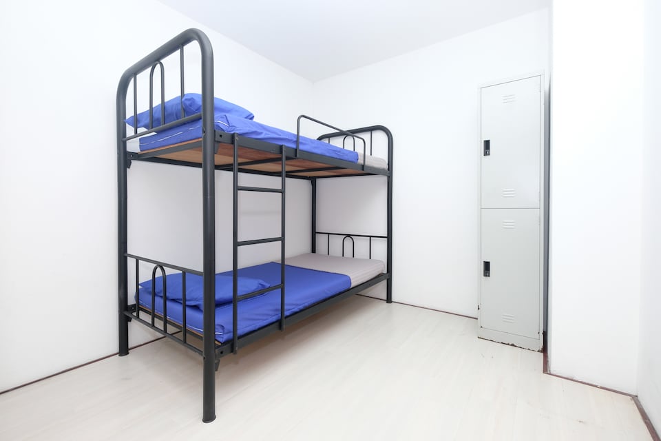 SPOT ON 89756 Me Hostel D16, Shah Alam, Shah Alam